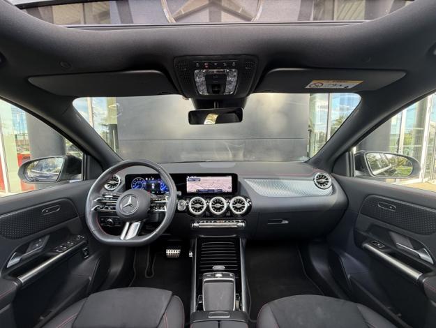 MERCEDES-BENZ EQA 250+  