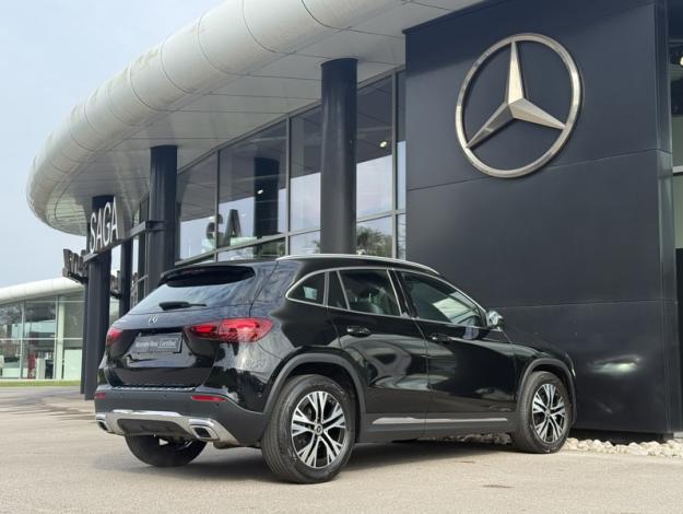 MERCEDES-BENZ GLA 200 d Progressive Line  GLA 200 d Progressive Line