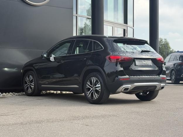 MERCEDES-BENZ GLA 200 d Progressive Line  GLA 200 d Progressive Line