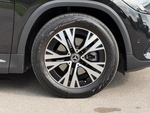 MERCEDES-BENZ GLA 200 d Progressive Line  GLA 200 d Progressive Line