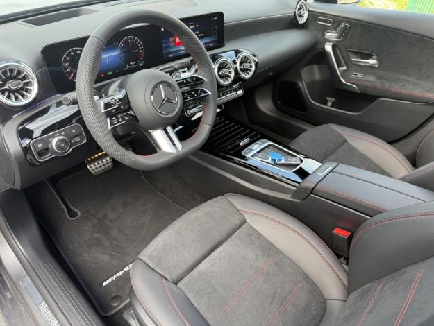MERCEDES-BENZ Classe A 250 e Hybrid EQ AMG Line  Classe A 250 e Hybrid EQ AMG Line