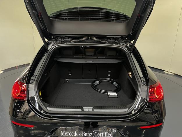 MERCEDES-BENZ CLA Shooting Brake CLA 250+ Shooting Brake avec technologie EQ AMG Line  CLA 250+ Shooting Brake électrique AMG Line