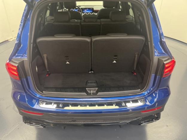 MERCEDES-BENZ GLB 200 d AMG Line  