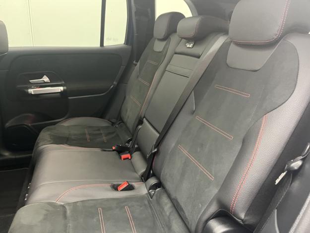 MERCEDES-BENZ GLB 200 d AMG Line  