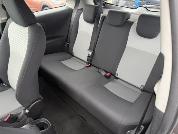 TOYOTA Yaris 70 VVT-i France  