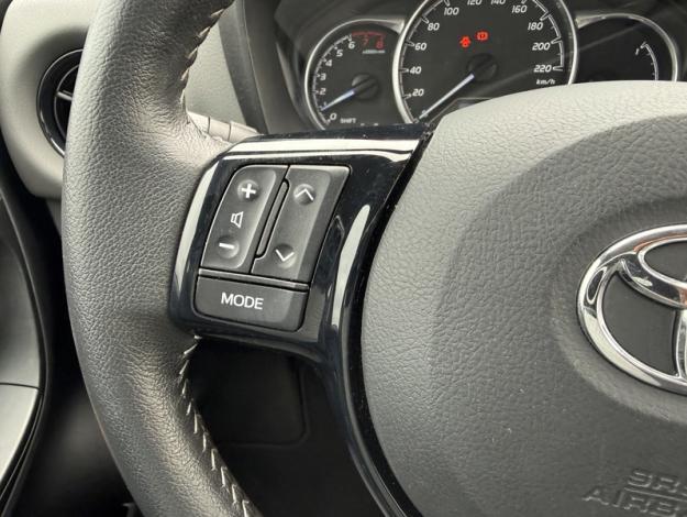 TOYOTA Yaris 70 VVT-i France  