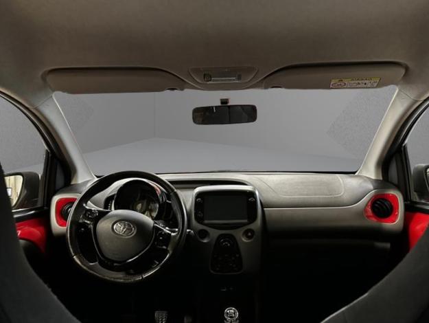 TOYOTA Aygo x-play  1.0 72 ch 