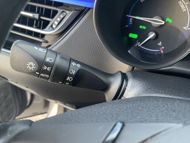 TOYOTA C-HR 1.8 122H Graphic  