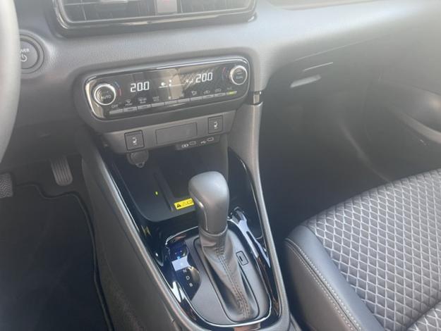 TOYOTA Yaris 1.5 HYBRID 130H COLLECTION TECHNO MY26  