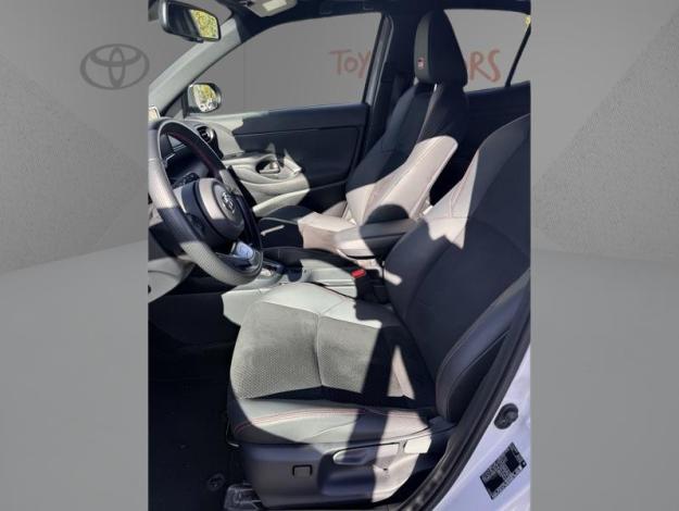 TOYOTA Yaris Cross 1.5 116H GR SPORT   