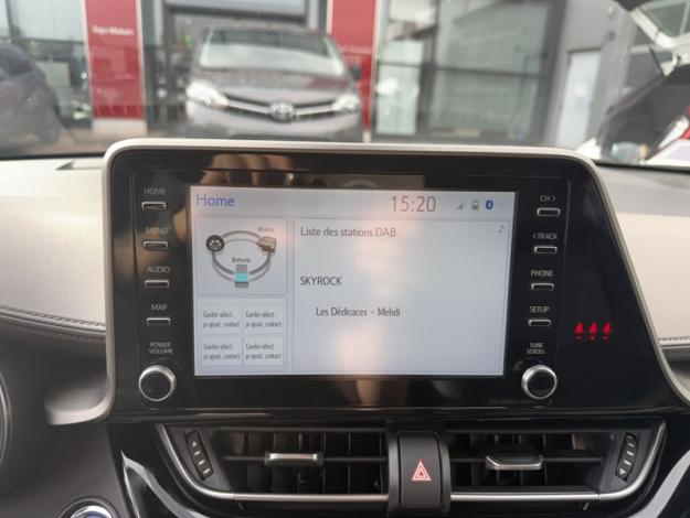 TOYOTA C-HR 122h Distinctive  