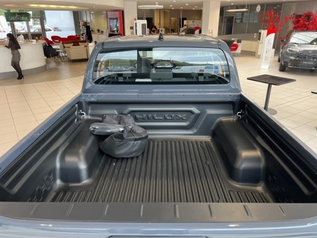 TOYOTA Hilux BEV 59KWH LEGENDE DOUBLE CAB 4WD AUTO  BEV 59KWH LEGENDE DOUBLE CAB 4WD AUTO