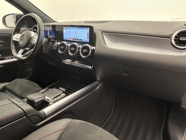 MERCEDES-BENZ GLA 200 d AMG Line  