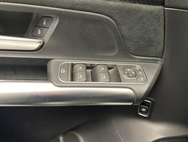 MERCEDES-BENZ GLA 200 d AMG Line  