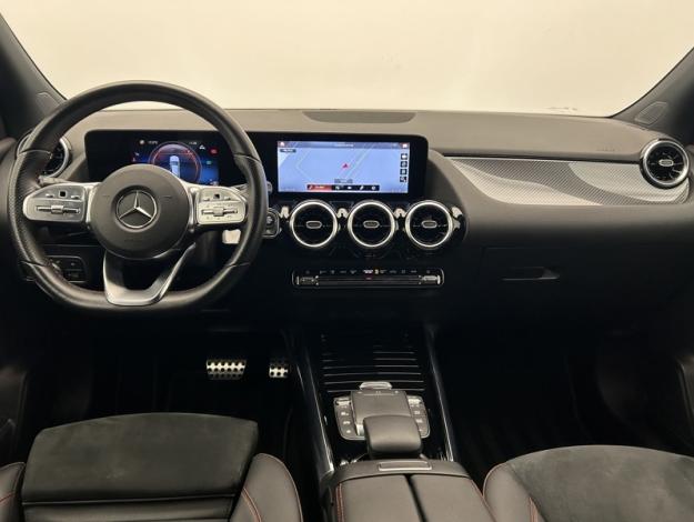 MERCEDES-BENZ GLA 200 d AMG Line  