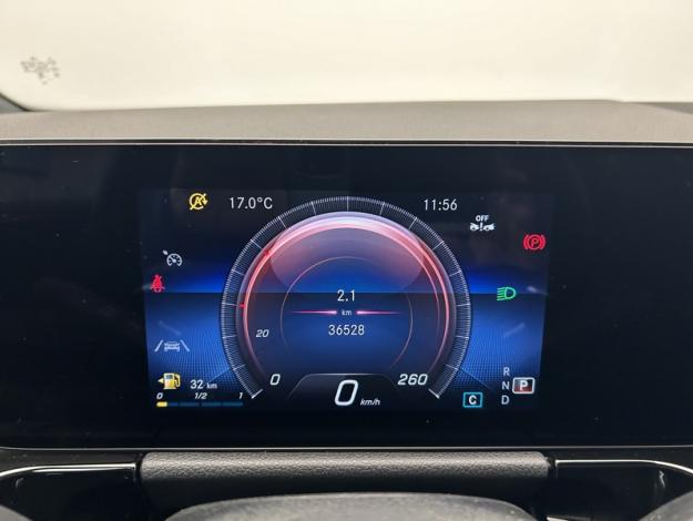 MERCEDES-BENZ GLA 200 d AMG Line  