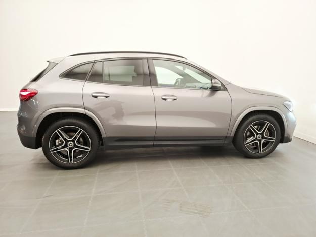 MERCEDES-BENZ GLA 200 d AMG Line  