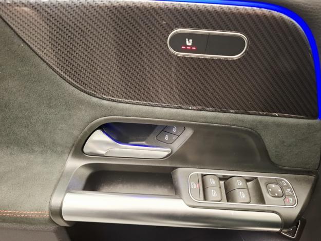 MERCEDES-BENZ GLA 200 d AMG Line  