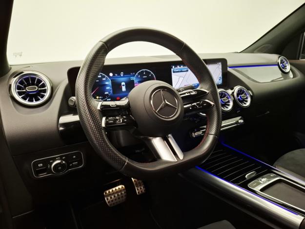 MERCEDES-BENZ GLA 200 d AMG Line  