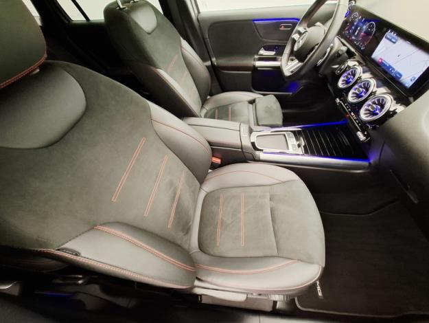 MERCEDES-BENZ GLA 200 d AMG Line  