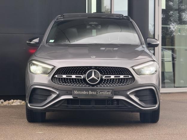 MERCEDES-BENZ GLA 200 AMG Line  