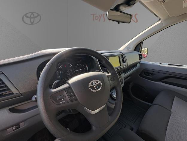 TOYOTA Proace 2.0 D MEDIUM 180 D-4D AUTO BUSINESS  
