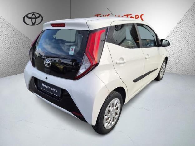 TOYOTA Aygo 1.0 VVT-i x-play x-app  