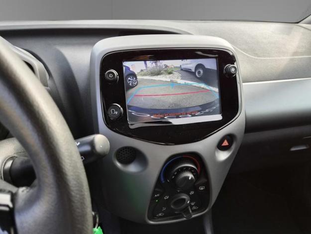 TOYOTA Aygo 1.0 VVT-i x-play x-app  