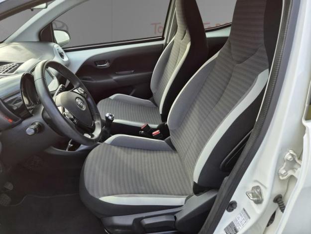 TOYOTA Aygo 1.0 VVT-i x-play x-app  