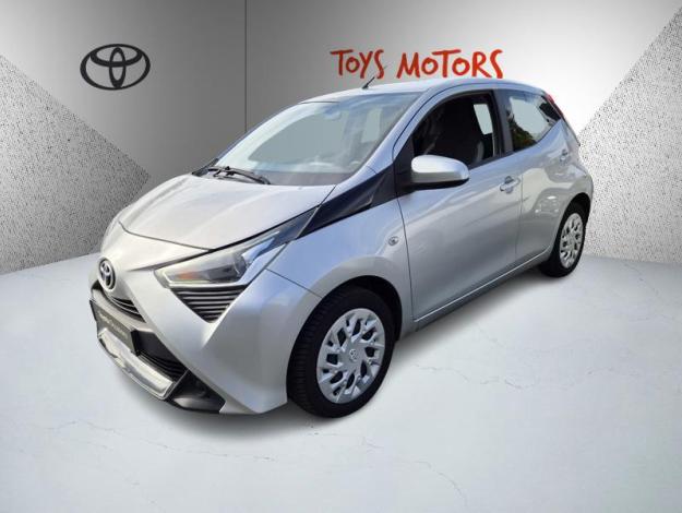 TOYOTA Aygo 1.0 VVT-i x-play  