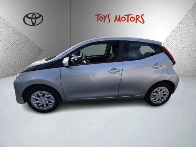 TOYOTA Aygo 1.0 VVT-i x-play  
