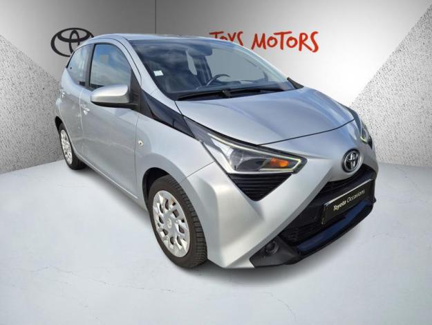 TOYOTA Aygo 1.0 VVT-i x-play  