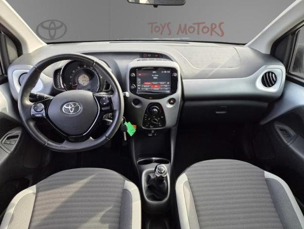 TOYOTA Aygo 1.0 VVT-i x-play  