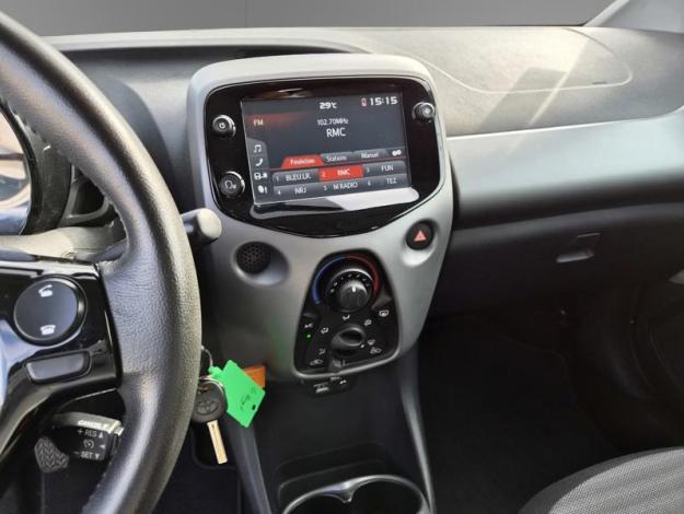 TOYOTA Aygo 1.0 VVT-i x-play  