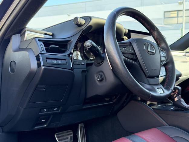LEXUS ES 300H F SPORT EXECUTIVE  