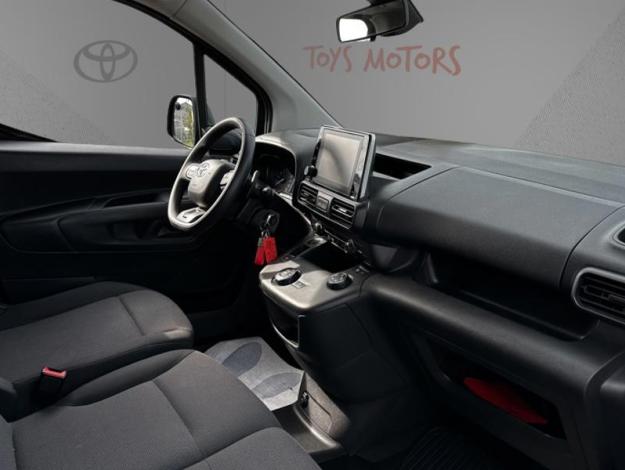 TOYOTA Proace City 1.5 MEDIUM 130 D-4D BUSINESS AUTO  1.5 131 ch BVA8