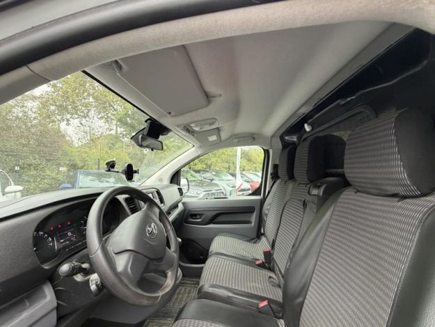 TOYOTA Proace 2.0 D LONG 140 D-4D BVA DYNAMIC  