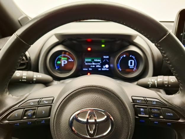 TOYOTA Yaris Cross 1.5 116H DESIGN   PACK CARGO