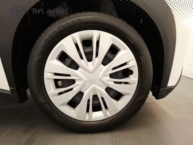 TOYOTA Aygo X 1.0 VVT-I 72 DYNAMIC  