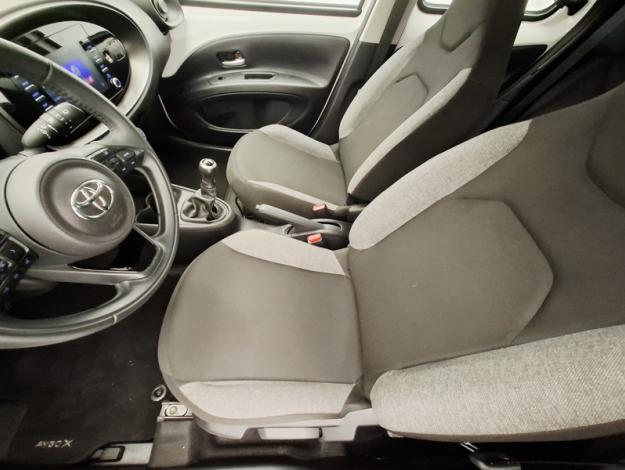 TOYOTA Aygo X 1.0 VVT-I 72 DYNAMIC   