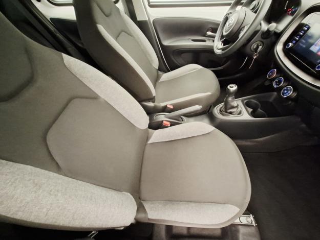 TOYOTA Aygo X 1.0 VVT-I 72 DYNAMIC   