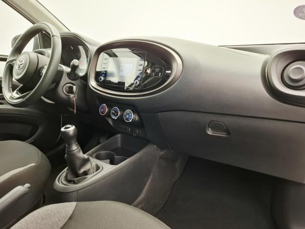 TOYOTA Aygo X 1.0 VVT-I 72 DYNAMIC   
