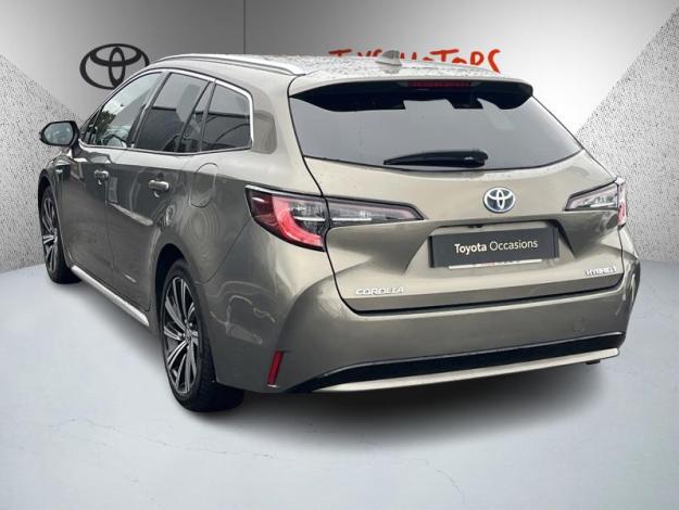 TOYOTA Corolla Touring Sports 122h Design  