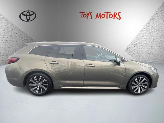 TOYOTA Corolla Touring Sports 122h Design  
