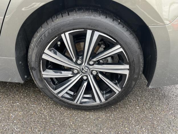 TOYOTA Corolla Touring Sports 122h Design  