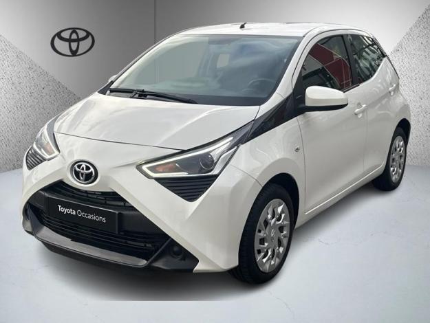 TOYOTA Aygo 1.0 72 x-play  