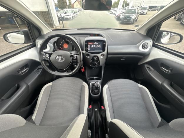 TOYOTA Aygo 1.0 72 x-play  