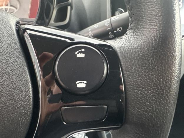 TOYOTA Aygo 1.0 72 x-play  