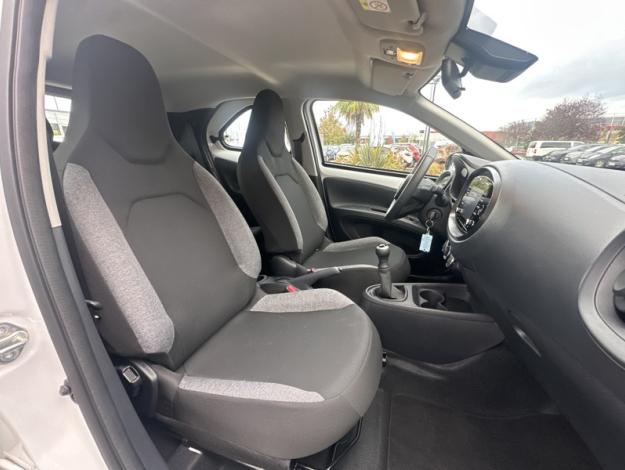 TOYOTA Aygo X 1.0 72 Dynamic  