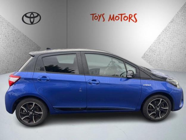 TOYOTA Yaris 100h Collection   